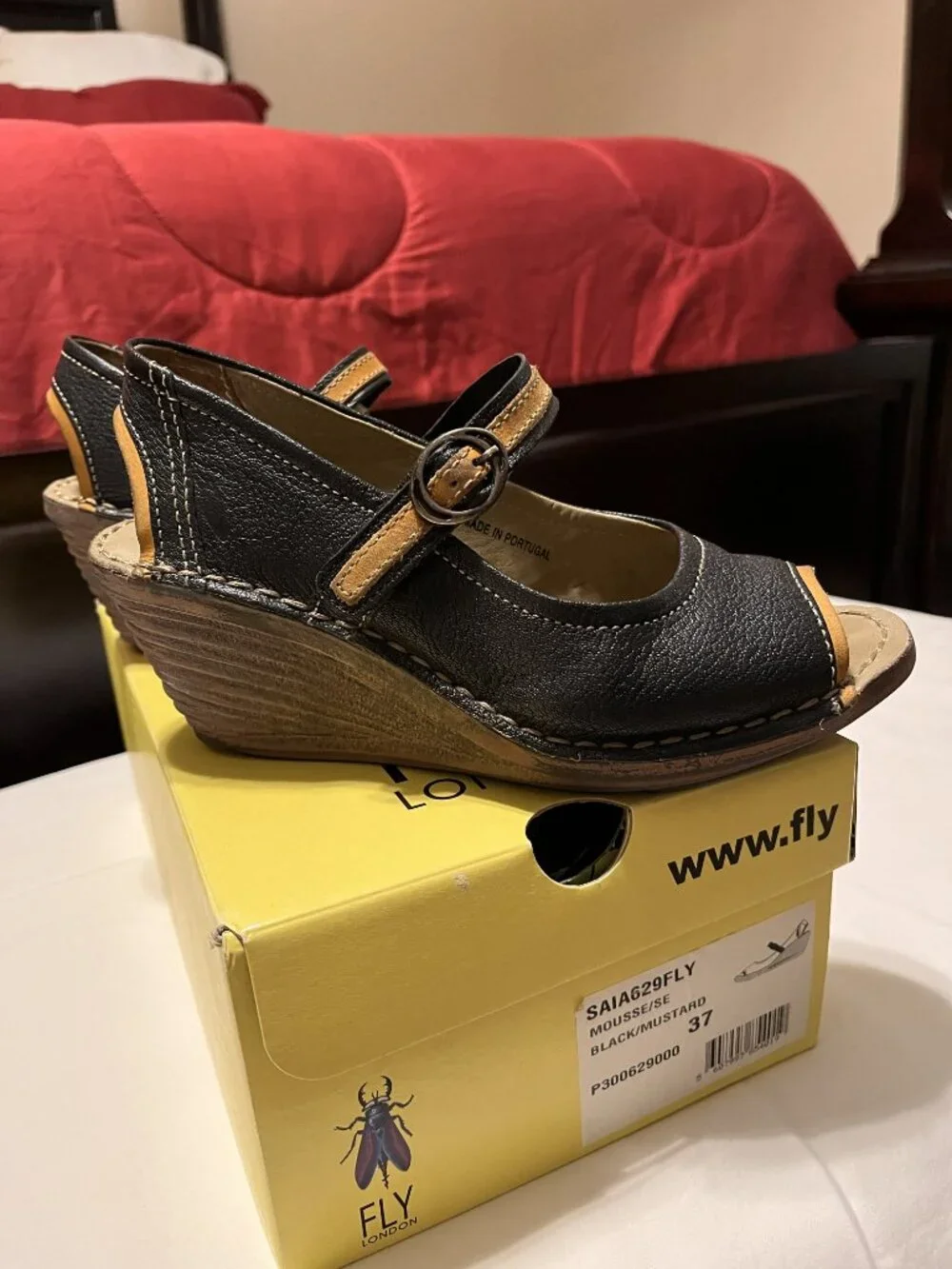 Fly London Saia Ladies Sandal Size EU 37 Women, Black/Mustard
